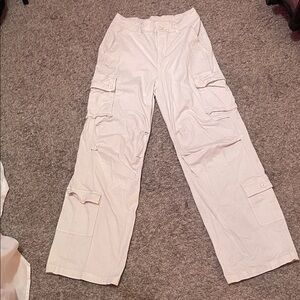 Auden Women's Wide Leg Cargo Pants in Light Pink